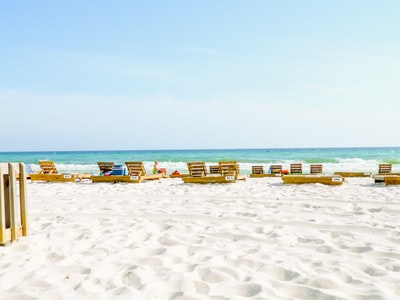 The sun on the beach chair
